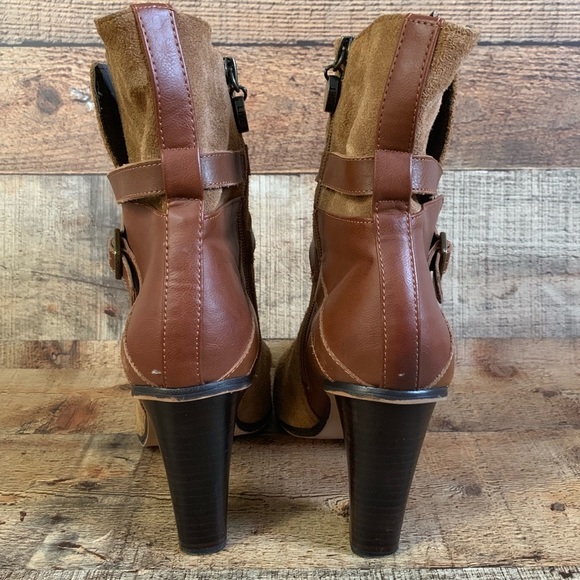 Ann Taylor LOFT tan suede leather booties Size 9 - Picture 5 of 7